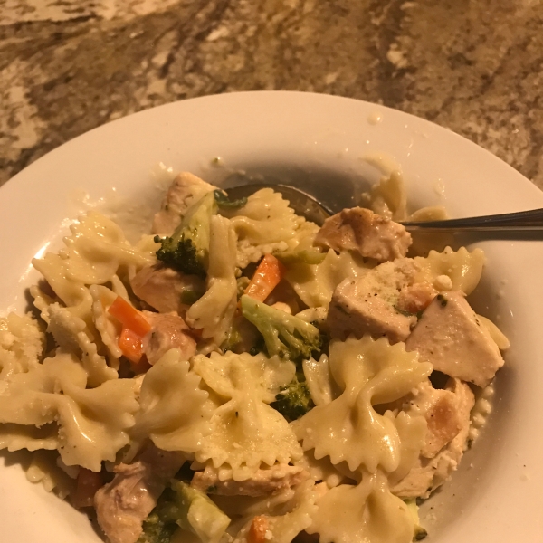 Creamy PHILADELPHIA® Pasta Primavera