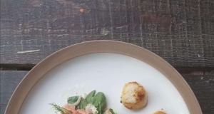 Seared Scallops with Grapefruit-Fennel Salad