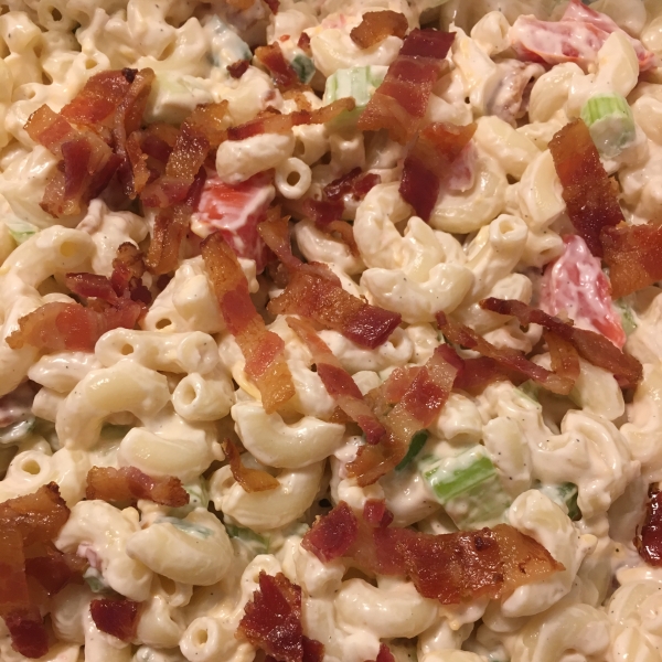 Bacon, Lettuce, and Tomato Macaroni Salad