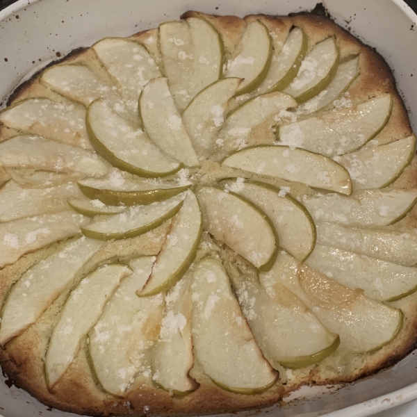 Easy German Apple Sheet Cake