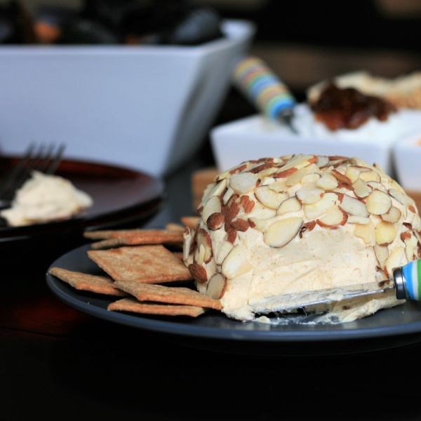 Curry Cheese Ball