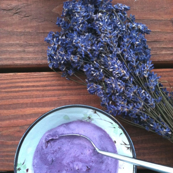 No-Egg Blueberry and Lavender Ice Cream