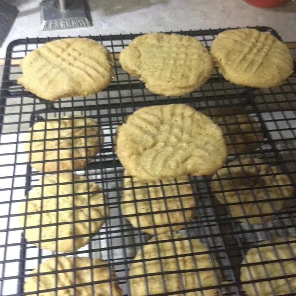 Peanut Butter Molasses Cookies