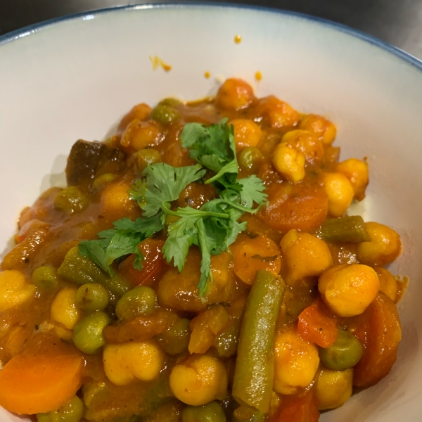 Vegetarian Splendor Chickpea Curry