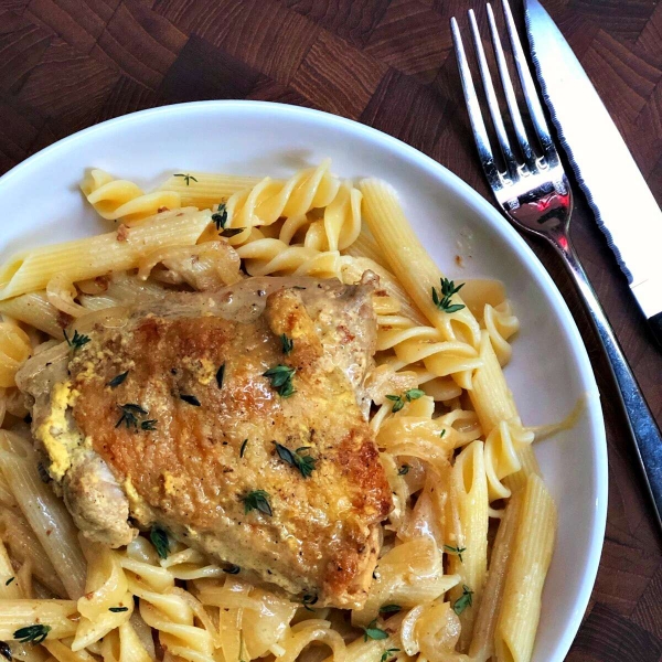 Poulet à la Moutarde (Chicken in Dijon Mustard Sauce)