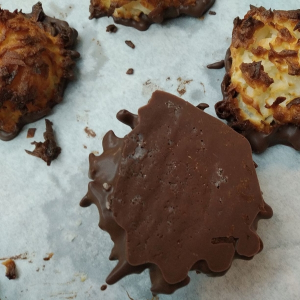 Air Fryer Coconut Macaroons