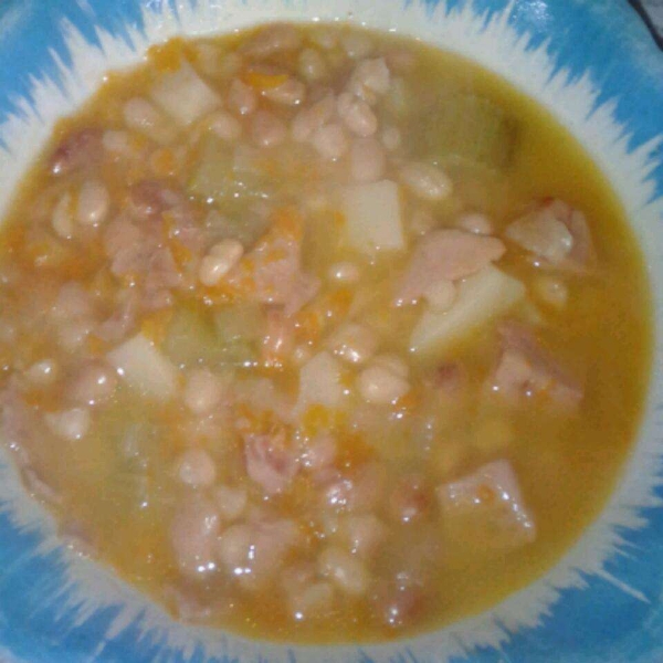 Grandma B's Bean Soup