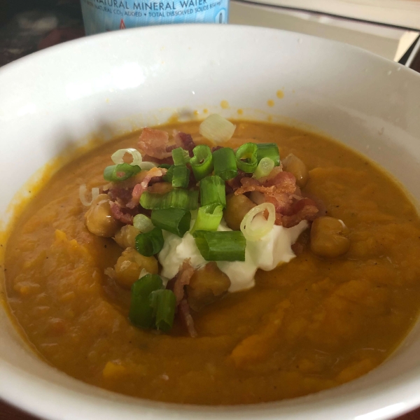 Roasted Butternut Squash, Garlic, and Apple Soup