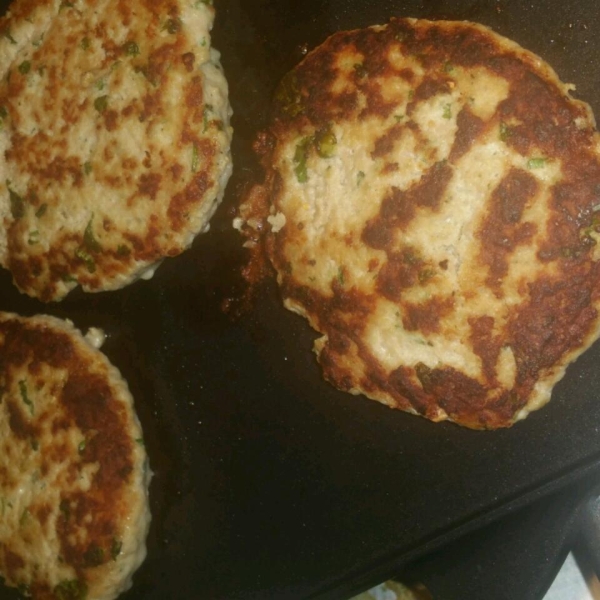 Cilantro Turkey Burgers