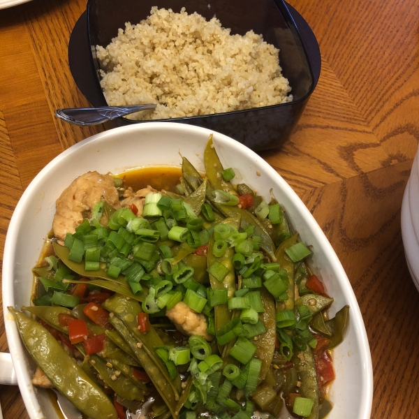 Szechuan Chicken, Peppers, and Peas on Rice