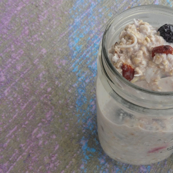 Vegan Blueberry Almond Overnight Oats