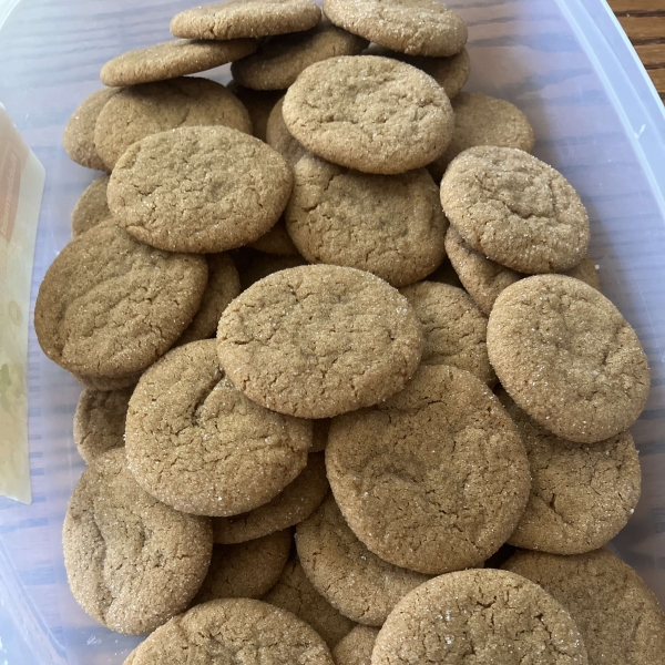 Big Soft Ginger Cookies