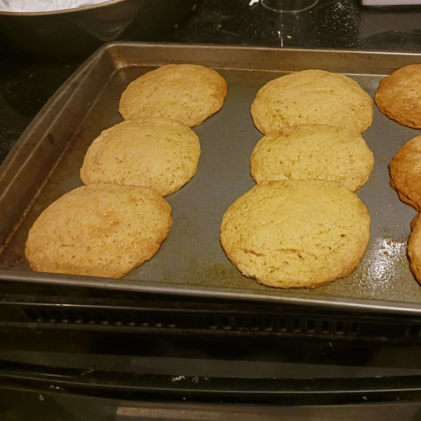 Big Soft Ginger Cookies