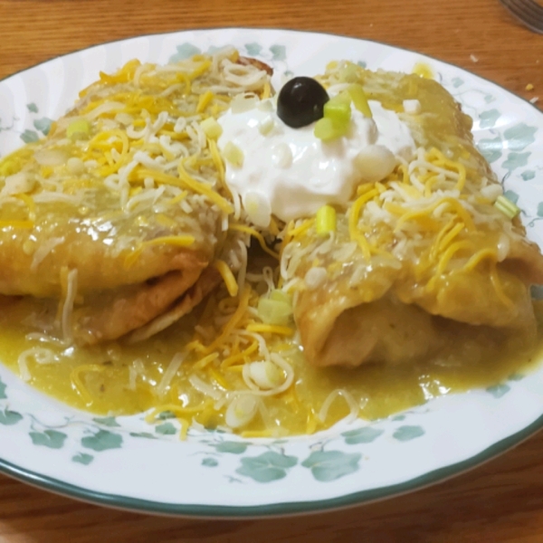 Chicken Chimichangas with Green Sauce