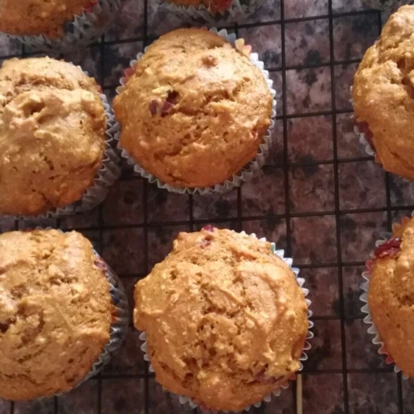 Healthy Pumpkin Cranberry Muffins