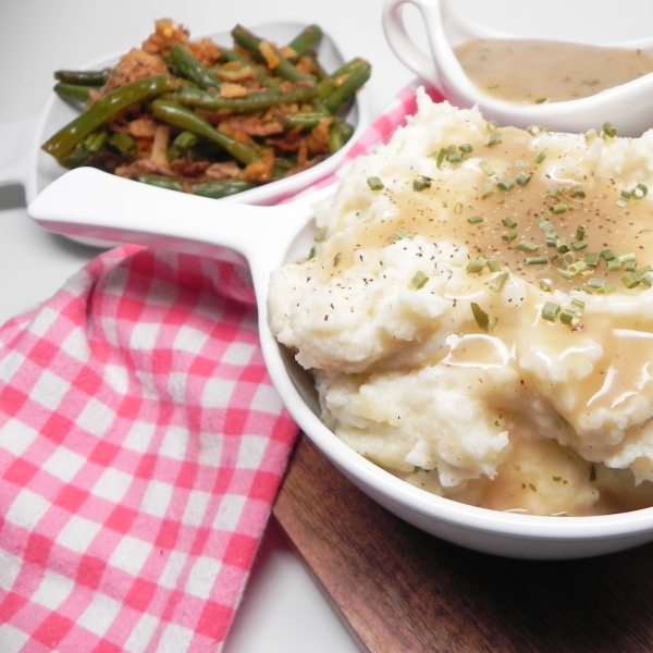 Mom's Special Mashed Potatoes with Cream Cheese