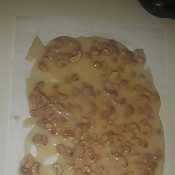 Easy Microwave Cashew Brittle