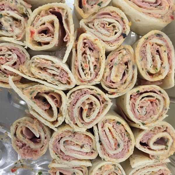 Spicy Tortilla Roll-Ups