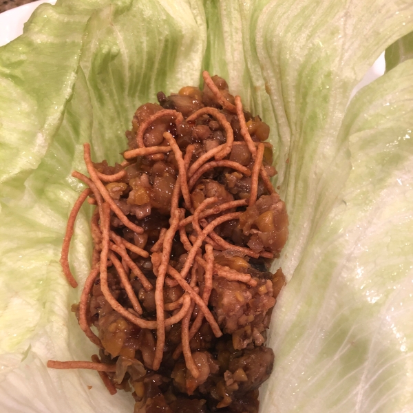 Tantalizing Chicken Lettuce Wraps