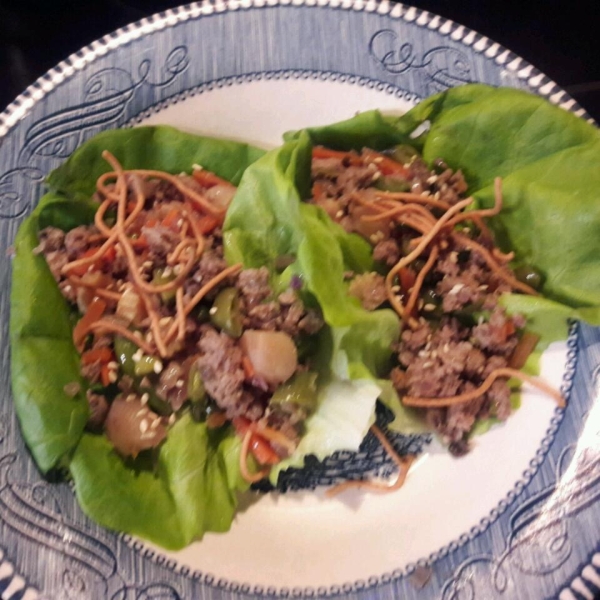 Tantalizing Chicken Lettuce Wraps
