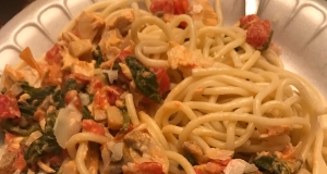 Quick Creamy Spinach and Tomato Pasta