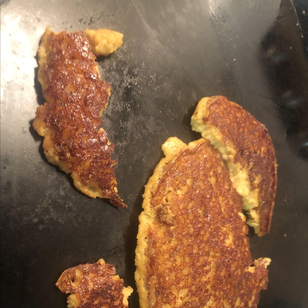 Healthy Pumpkin Banana Pancakes (Paleo Option)