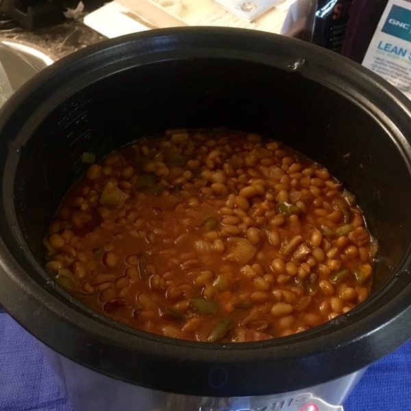 Slow Cooker Baked Beans Using Canned Beans