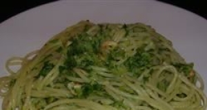 Spaghetti with Zucchini and Almonds