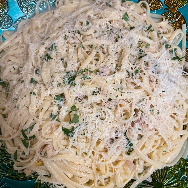 Linguine with White Clam Sauce