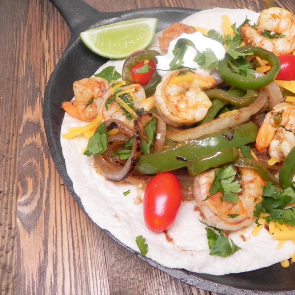 Chili-Lime Shrimp Fajitas