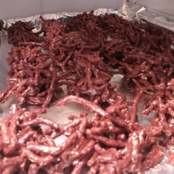 Chocolaty Peanut Butter Haystacks