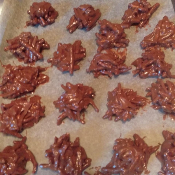 Chocolaty Peanut Butter Haystacks