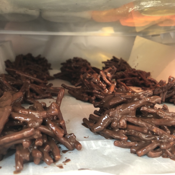 Chocolaty Peanut Butter Haystacks