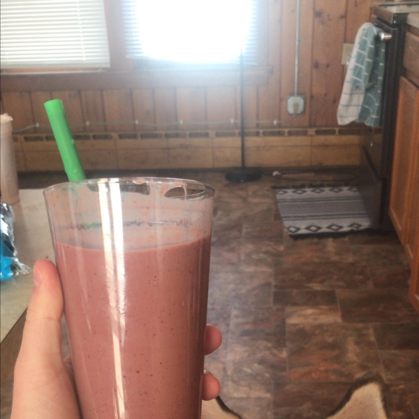 Healthy Berry and Spinach Smoothie