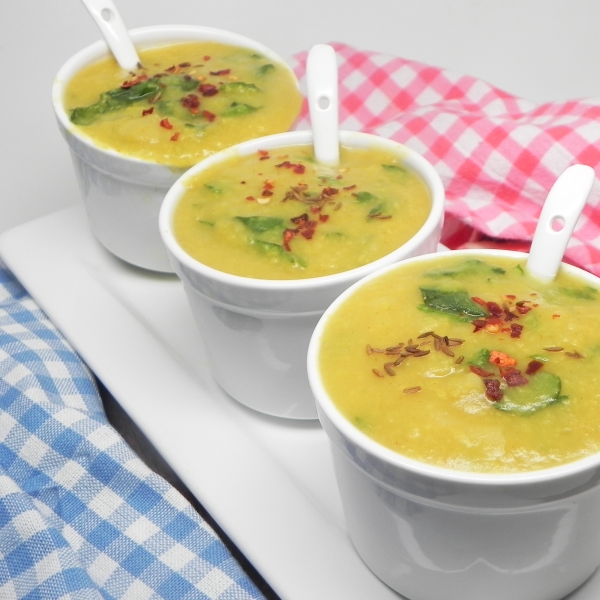 Vegetarian Palak Moong Dal