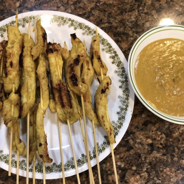 Chicken Satay with Peanut Sauce