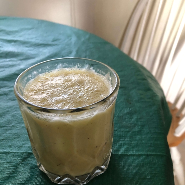 Crunchy Pineapple Smoothie