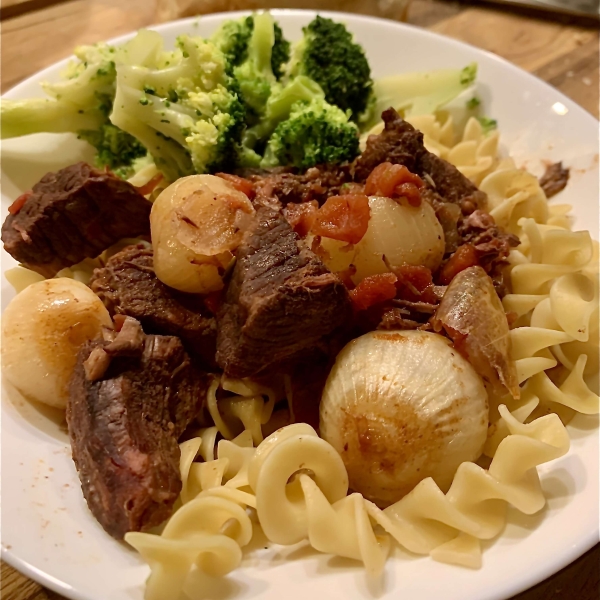 Beef Stifado in the Slow Cooker