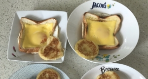 Cheesy Egg In A Basket