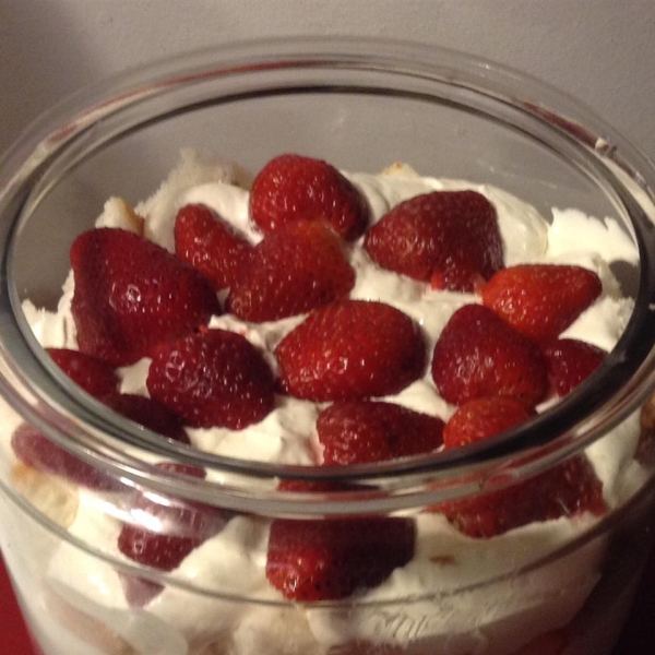 Strawberries and Cream Trifle