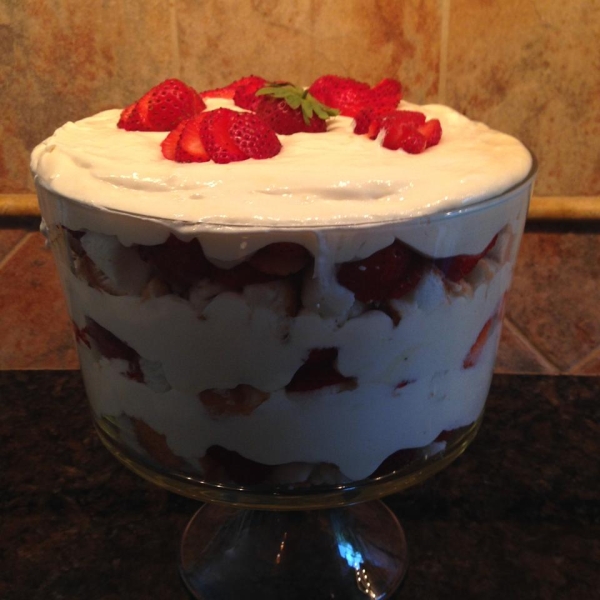 Strawberries and Cream Trifle