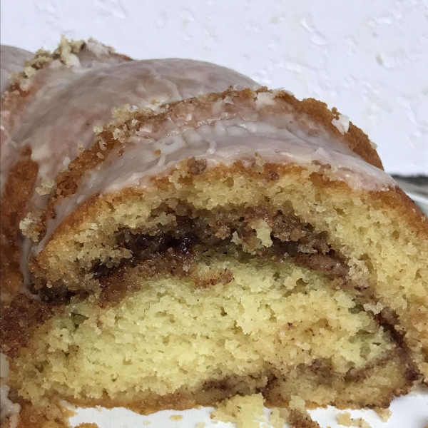 Cinnamon Honeybun Cake