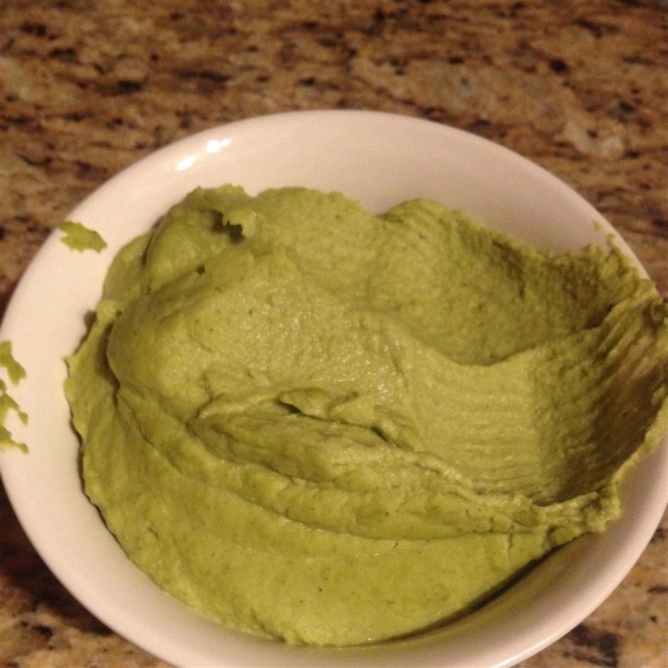 Yummy Cilantro-Jalapeno Hummus