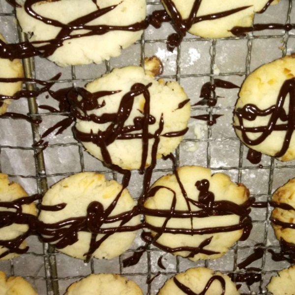 Donna's Coconut Almond Cookies