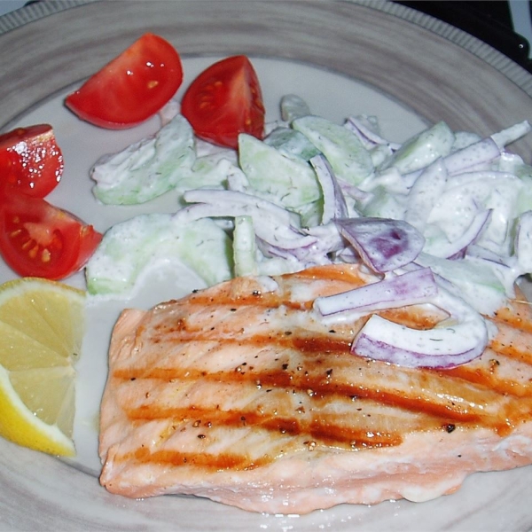 Grilled Salmon With Cucumber Salad