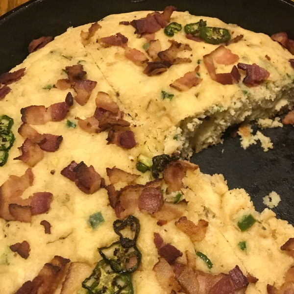 Cheesy Bacon Jalapeno Skillet Cornbread