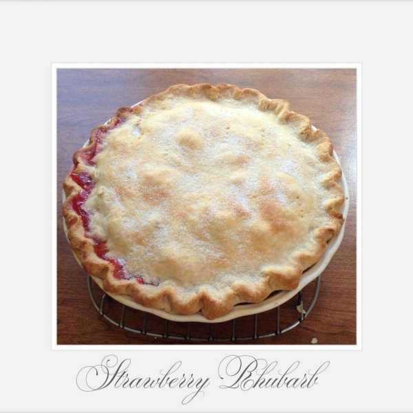 Nicki's Summer Strawberry Rhubarb Pie