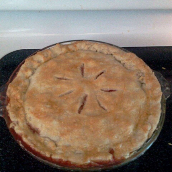 Nicki's Summer Strawberry Rhubarb Pie