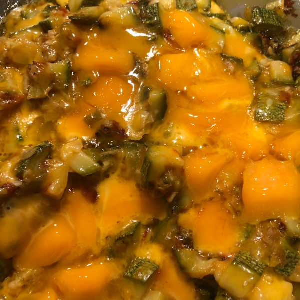 Calabacitas Con Queso (Squash with Cheese)