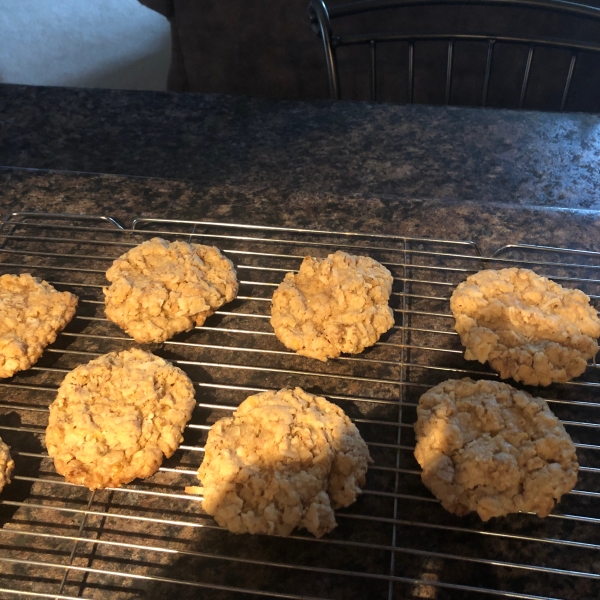 Chewy Crispy Coconut Cookies